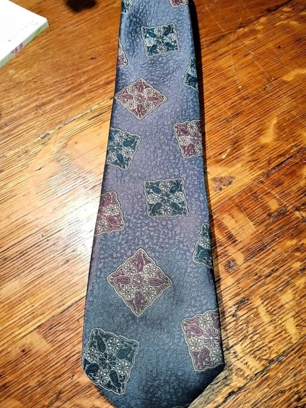 Wembley Geometric Pattern Tie in Blue & Pink Like New